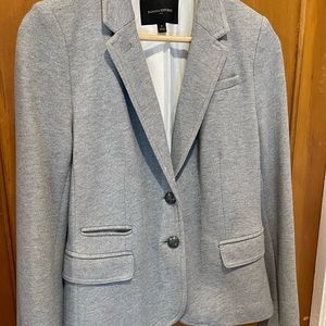 Banana Republic blazer! Worn once. No stains. Like new!!
